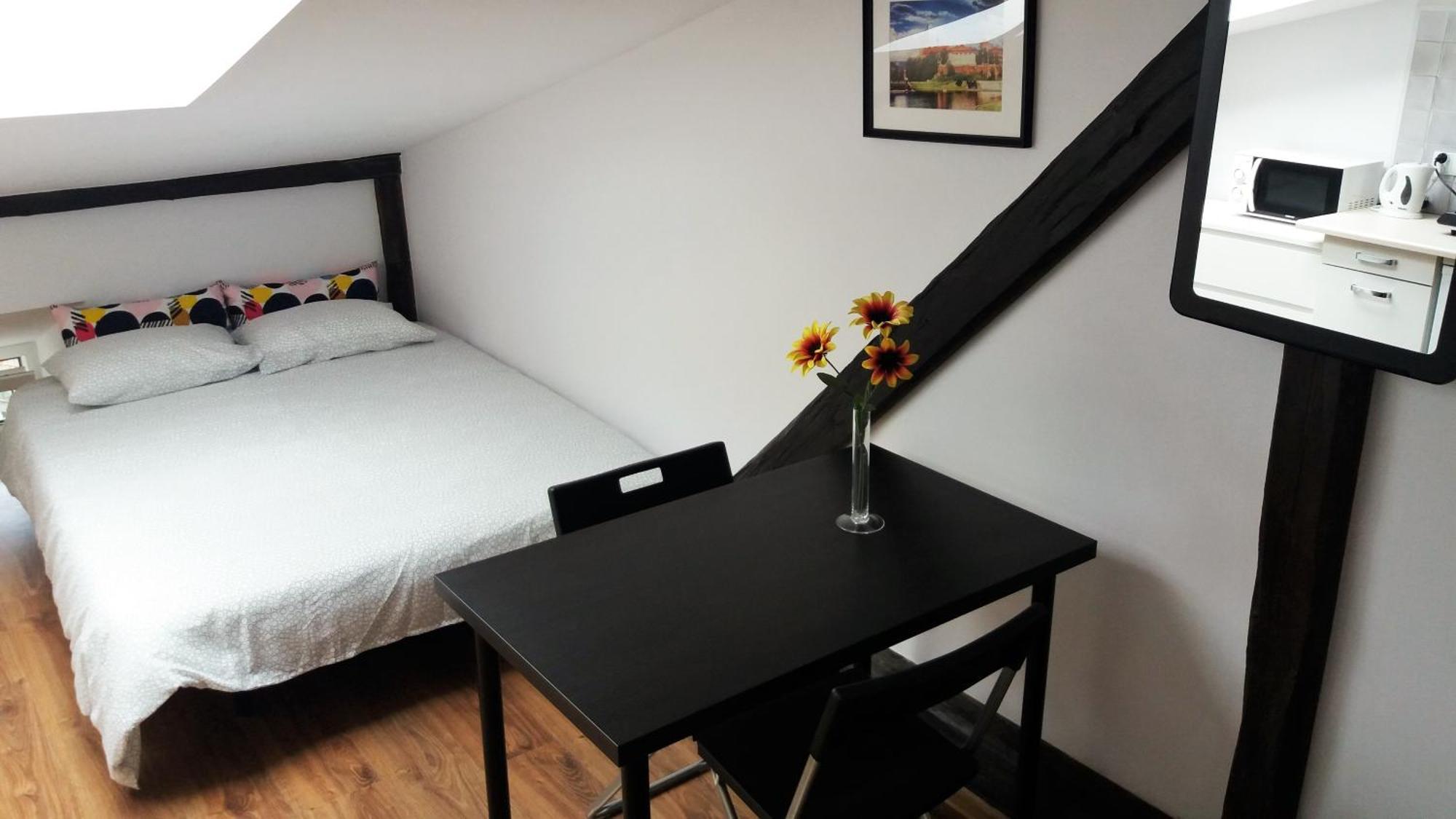 Nice Attic Studio Close To Old Town Air Conditioning - Klimatyzacja Cracóvia Exterior foto